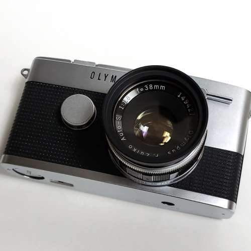 Olympus Pen FT 半格 SLR + 38mm F1.8 鏡頭