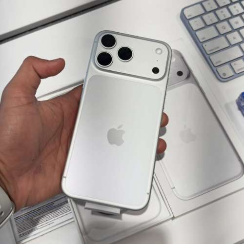 Apple iPhone 17 Pro Max 512GB - Silver