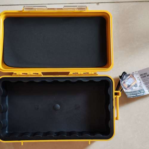 Pelican Micro Case 1060 多用途防水箱 (黃色)