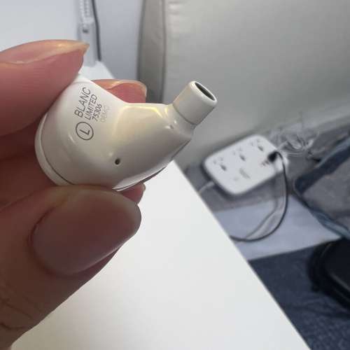64 Audio fourte blanc