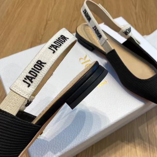 Dior 後織帶平底涼鞋