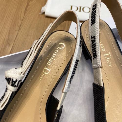 Dior 後織帶平底涼鞋