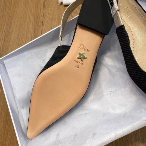 Dior 後織帶平底涼鞋