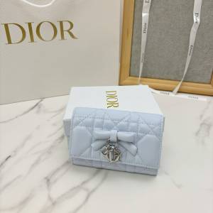 新款 Dior 零錢包