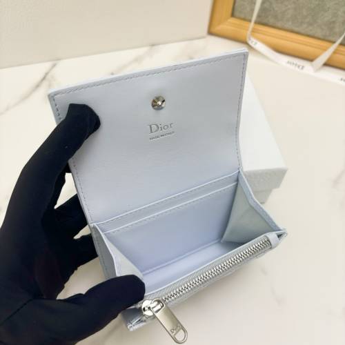 新款 Dior 零錢包