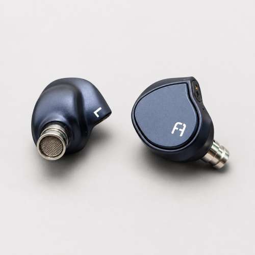 **NEW ** FAudio DarkSky 淨耳機一對 IEM