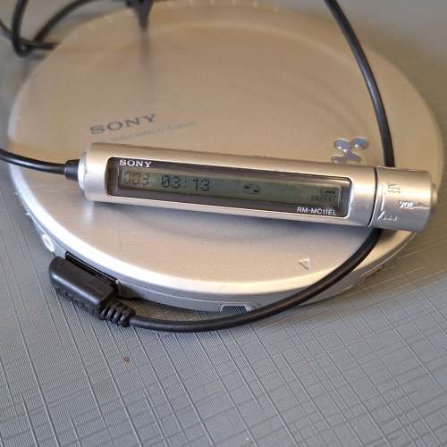 Sony CD walkmen D-EJ2000