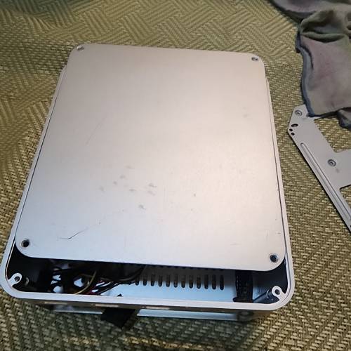 20cm x 20cm itx 鋁金屬電腦機箱