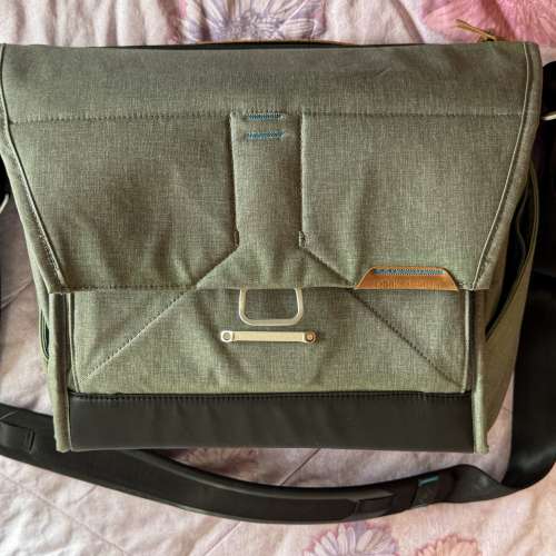 二手Peak Design Everyday Messenger Bag v1 &ndash; 13&rdquo;相機攝影多功能袋