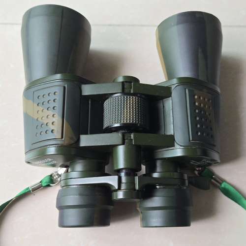 德國 名牌 望遠鏡，Binoculars, 新淨企理，功能正常，望得好遠，視野廣闊,  適合 追...