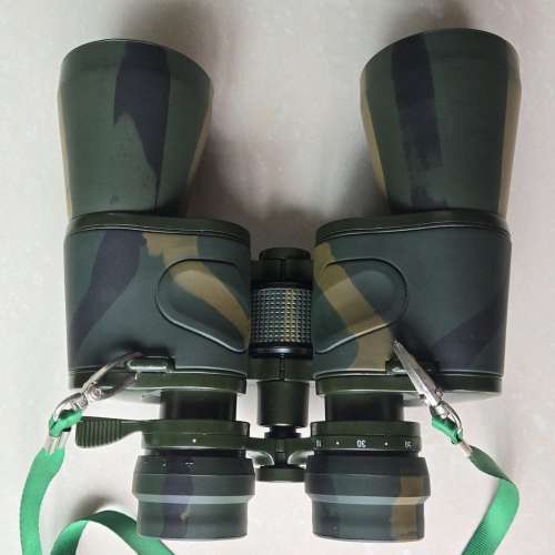 德國 名牌 望遠鏡，Binoculars, 新淨企理，功能正常，望得好遠，視野廣闊,  適合 追...