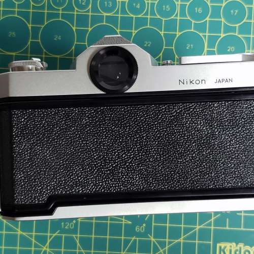 Nikon Nikomat FTN + Nikon 35mm f2.8 non ai