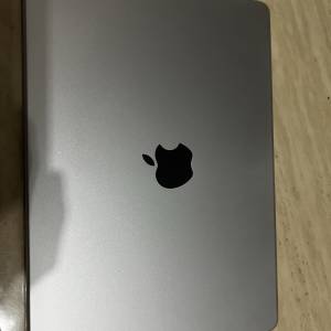 apple macbookpro m3pro 14寸 36G 512 銀