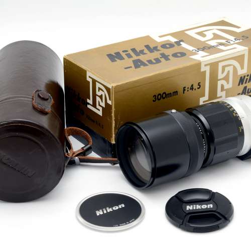 Nikon 300mm f4.5 Nikkor-P 連原盒
