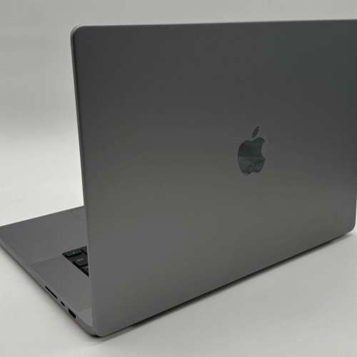 Apple 2021 MacBook Pro 16" M1 PRO) 32GB RAM 512GB SSD A2485