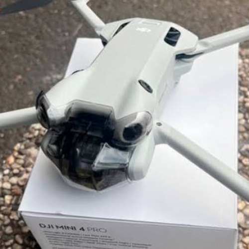 DJI Mini 4 Pro (DJI RC 2 Screen Controller) &ndash; Mint Condition, Extra Batteries