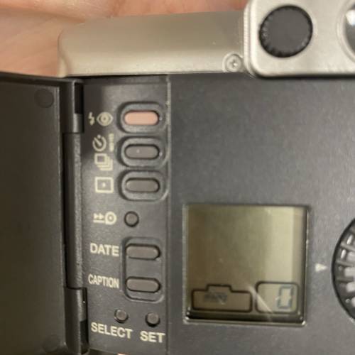 Canon Autoboy 120 可變焦＋自動對焦菲林相機/底片相機 自動對焦/自動過片回卷/放大...