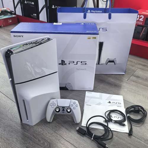 Sony PS5 Slim Blu-Ray Edition 1TB Video Game Console BUNDLE!!! - White