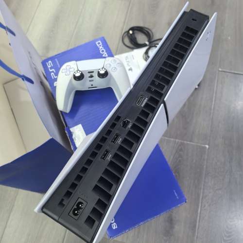 Sony PS5 Slim Blu-Ray Edition 1TB Video Game Console BUNDLE!!! - White