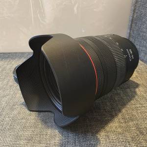 Canon RF  24-105mm f4