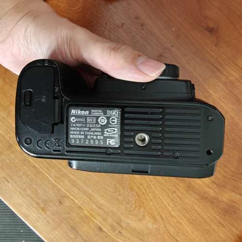 Nikon D90