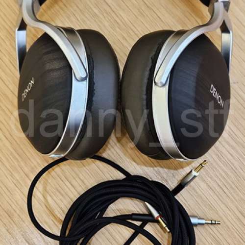 DENON AH-D5200 天然斑馬木外殼封閉式耳機 Premium over-ear Headphones
