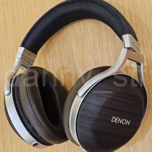 DENON AH-D5200 天然斑馬木外殼封閉式耳機 Premium over-ear Headphones