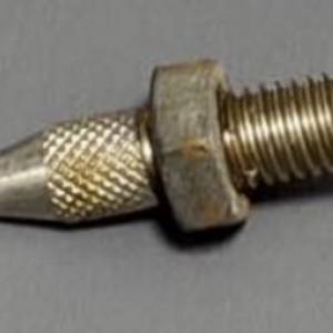 徵求: Solidsteel 腳釘一粒 !