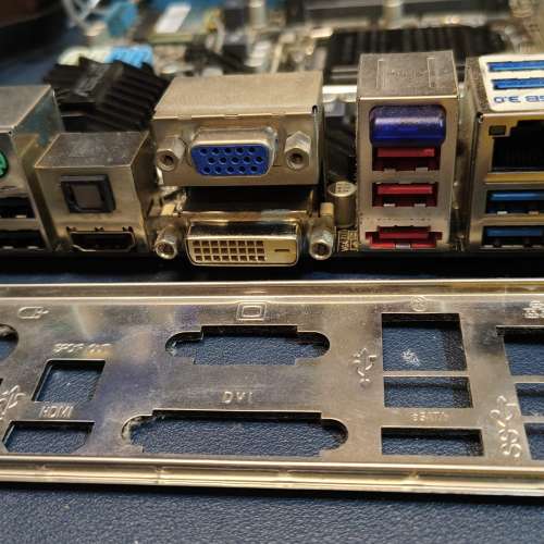 ITX主版 P8H67-I DELUXE  Socket 1155