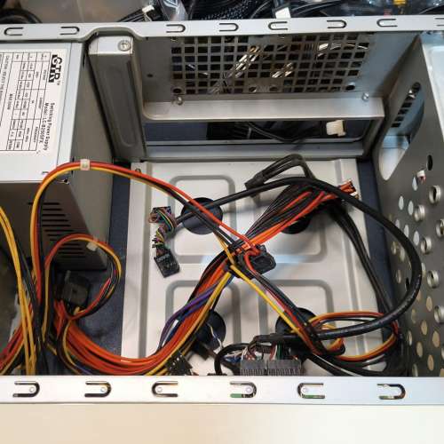 GTR 250W火牛連 ITX 機箱 三把散熱風扇