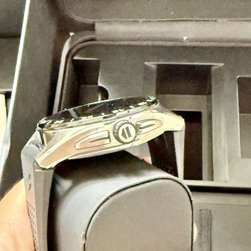 95% New Tag Heuer Connected E4 watch 45mm 第 4 代 行貨 有單 有保養卡 有盒 齊料