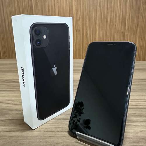 Apple iPhone 11 - 64 GB - Black (Unlocked)