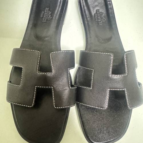 Herm&egrave;s 平底拖鞋 size 39