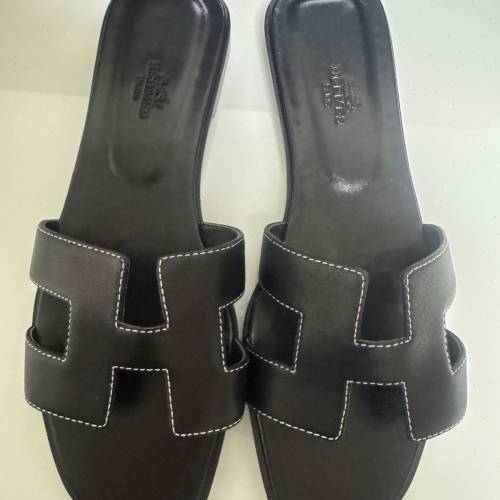 Herm&egrave;s 平底拖鞋 size 39