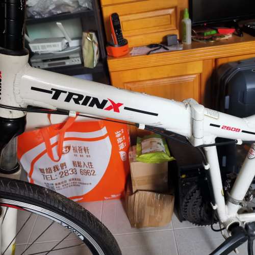 TRINX 24" 速鋁合金山地折疊單車。