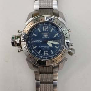 Vintage Seiko 7S36-02K0 200meters Automatic Field-Master Map-Meter