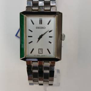 罕有全新Vintage Seiko Stainless Steel Tank Quartz Watch