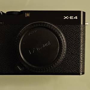 Fujifilm XE4 black