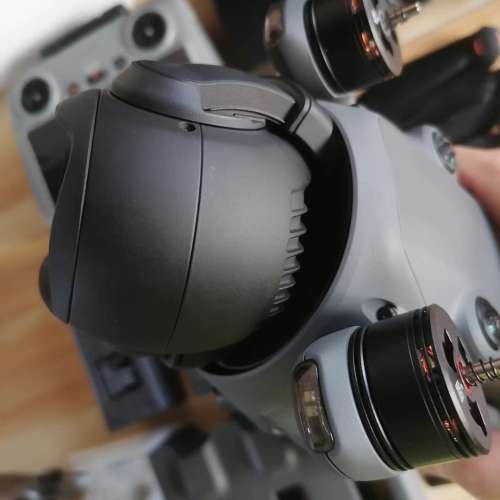 DJI MAVIC 4 PRO