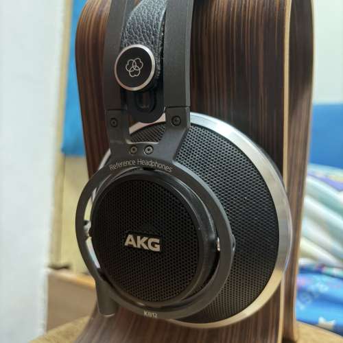 AKG K812 (奧產，已停產）