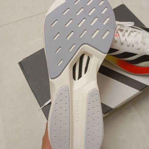 Adidas Adizero Drive RC 跑步鞋