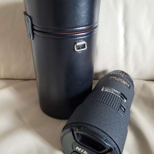Nikon 180mm f/2.8D