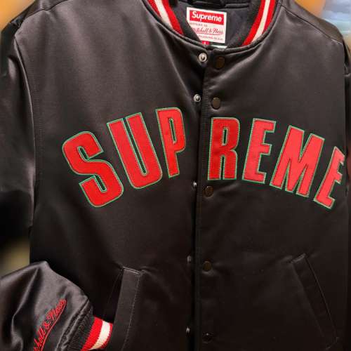 Supreme x mitchell & ness 黑色外套（全新）（細碼）