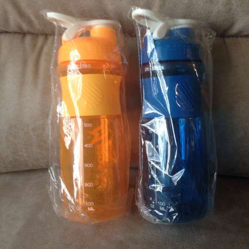 💦 M PROGRAM Plastic Water Bottle 2pc Set 760ml NEW 全新 塑料水瓶2個 🫙
