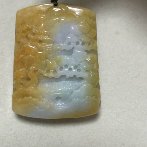 翡翠山水玉吊墜