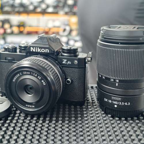 Nikon Z fc + 28/2.8 SE + 18-140  Dx Z 功能正常 配件整齊