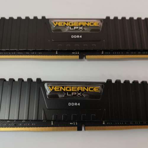 VENGEANCE LPX 32GB (2x16GB) DDR4 DRAM 2666MHz 内存套件 CMK32GX4M2A2666C16