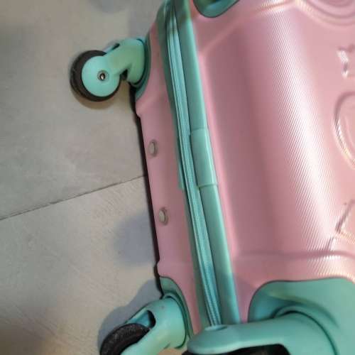 Kids Unicorn Rainbow Luggage 20-inch Carry-on Suitcase 行李箱 可上機