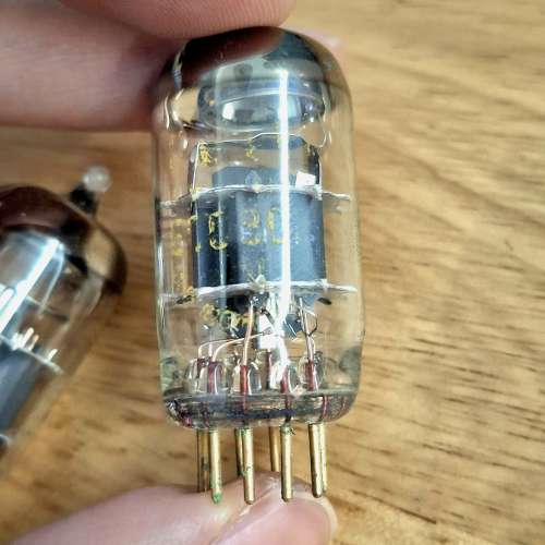 極罕 Tesla ecc803s XL 真空管 膽