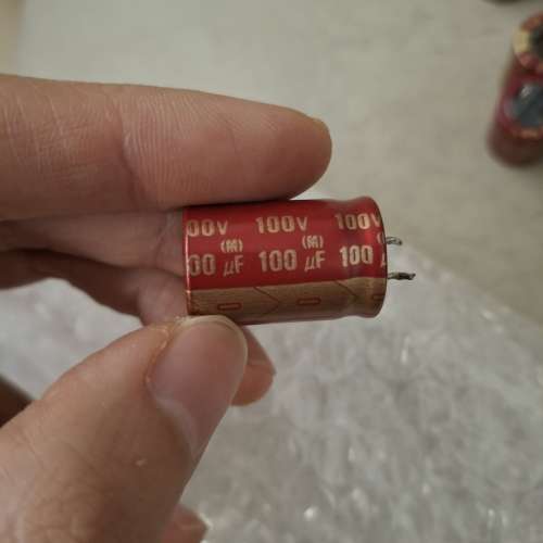 已停產 Elna Cerafine 電容